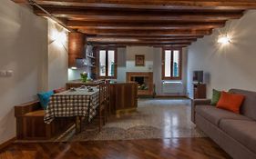 Calle Del Forno Apartment
